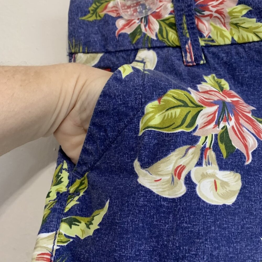 Vintage Tommy Hilfiger Blue Floral Tropical Denim Womens 26 Shorts Resort Travel - Picture 6 of 13